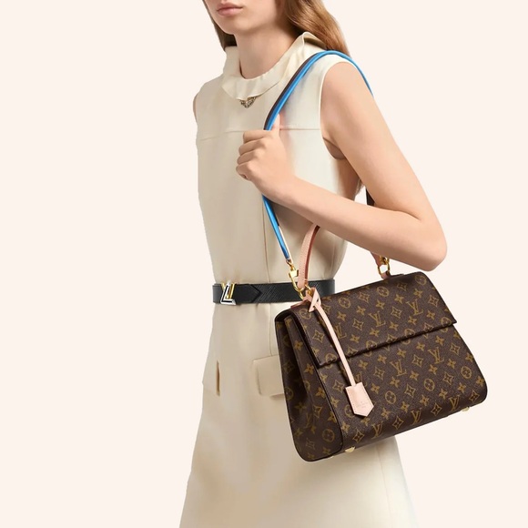 Louis Vuitton Handbags - Authenticated Louis Vuitton LV Monogram Cluny MM Blue Glacial Bag